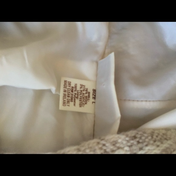 Boyne Valley Weavers coat- made in Ireland - Picture 3 of 4